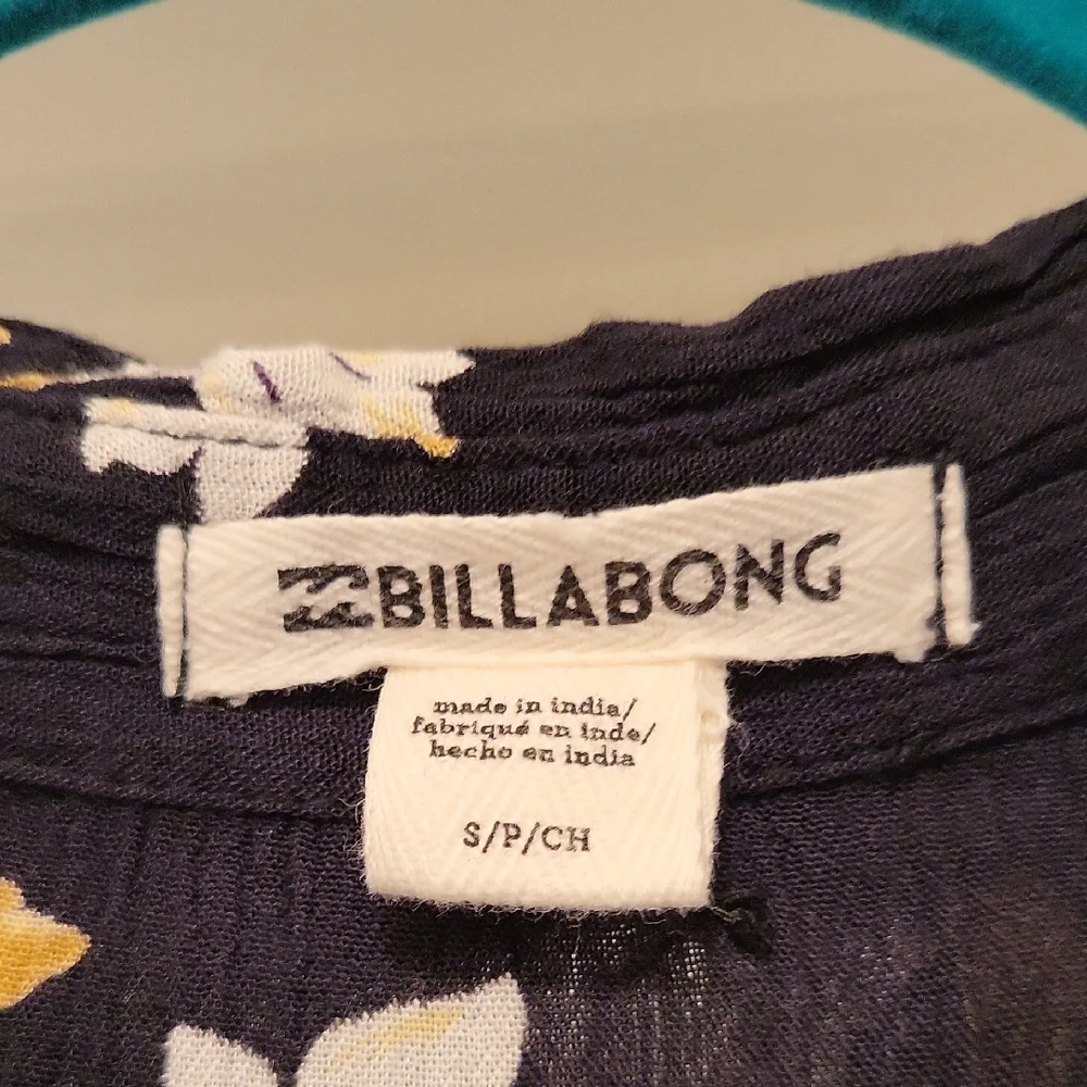 Billabong Black Floral Maxi Dress Spring/Easter - Picture 2 of 5